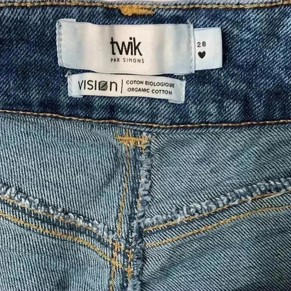 Like new condition twik PAR SIMONS Jean shorts size 28 - Picture 5 of 5